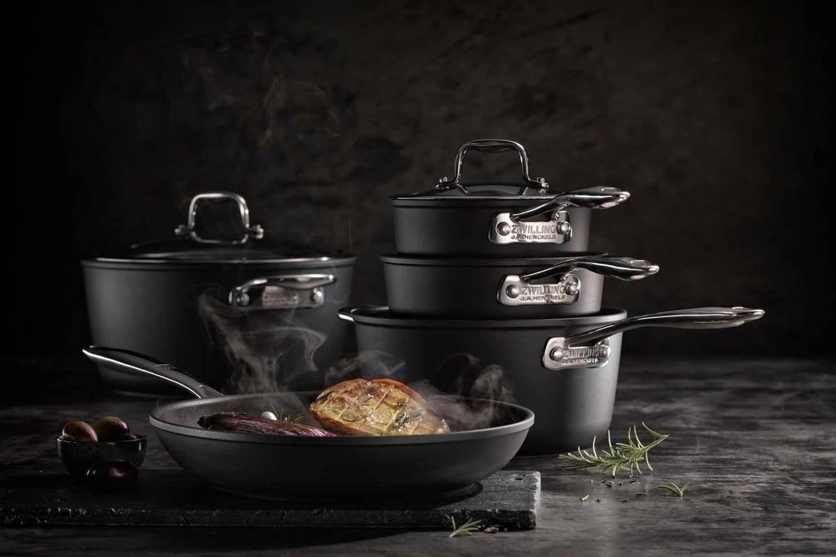 Zwilling Forte titanová soté pánev se skleněnou poklicí 28 cm