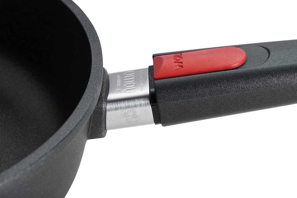 Woll Titanium Nowo Pánev na soté s odnímatelnou rukojetí, 26 cm