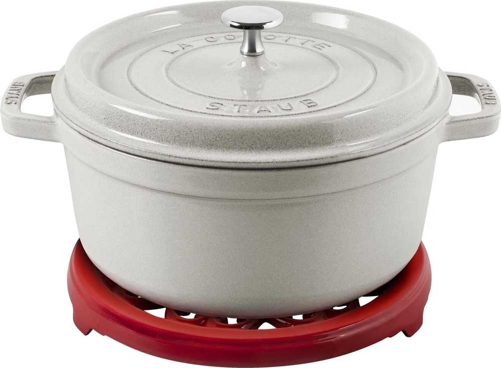 Staub Podložka pod horké hrnce Lilie, višňová