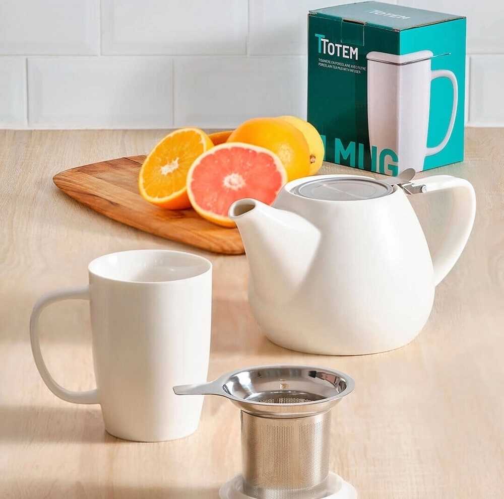 Kusmi Tea Vysoký hrnek na čaj T.TOTEM s nerezovým sítkem, 0,44 l, bílý