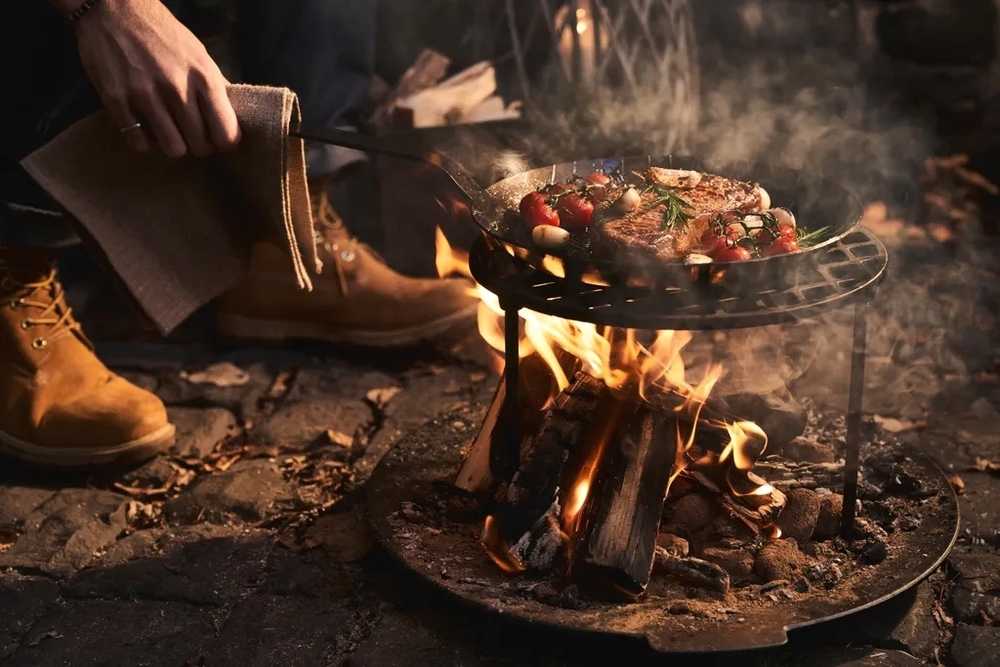 Zwilling Kovaná litinová pánev, 28 cm