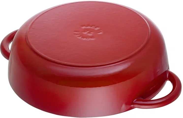 Staub Litinový pekáč s víkem, 24 cm, červená