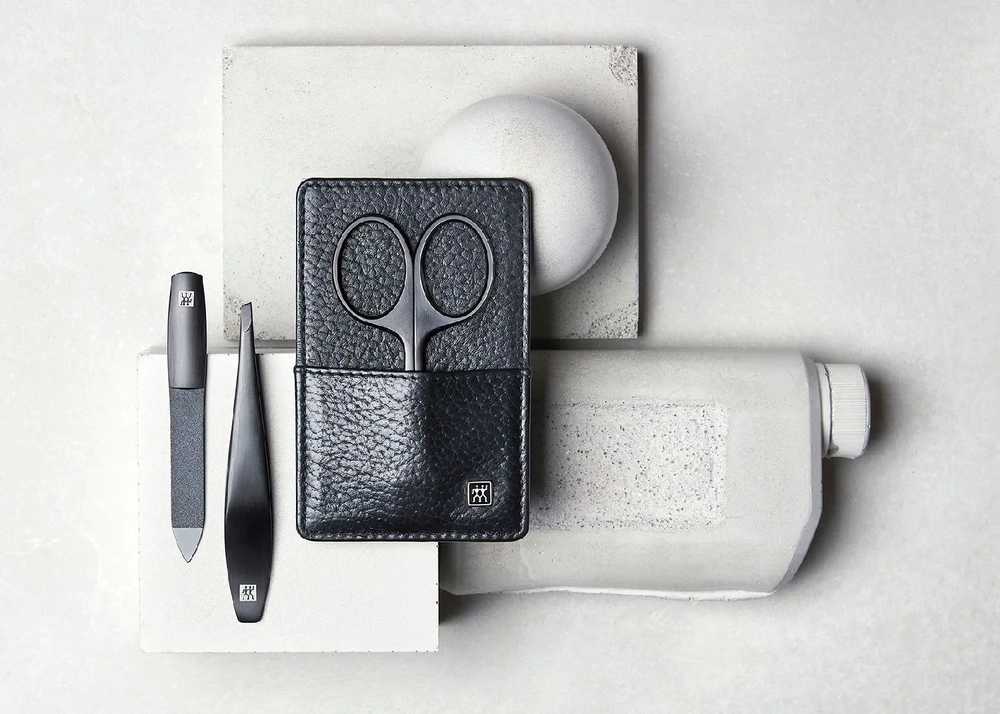 Zwilling Pánská manikúra Premium Black s nůžkami, černá kůže, 3 ks