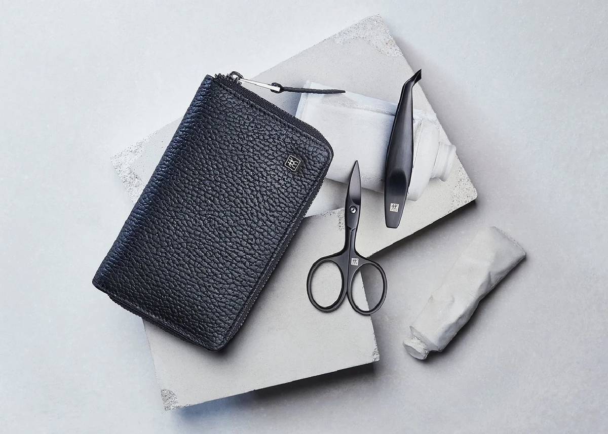 Zwilling Pánská manikúra Premium Black s nůžkami, čená kůže, 5 ks