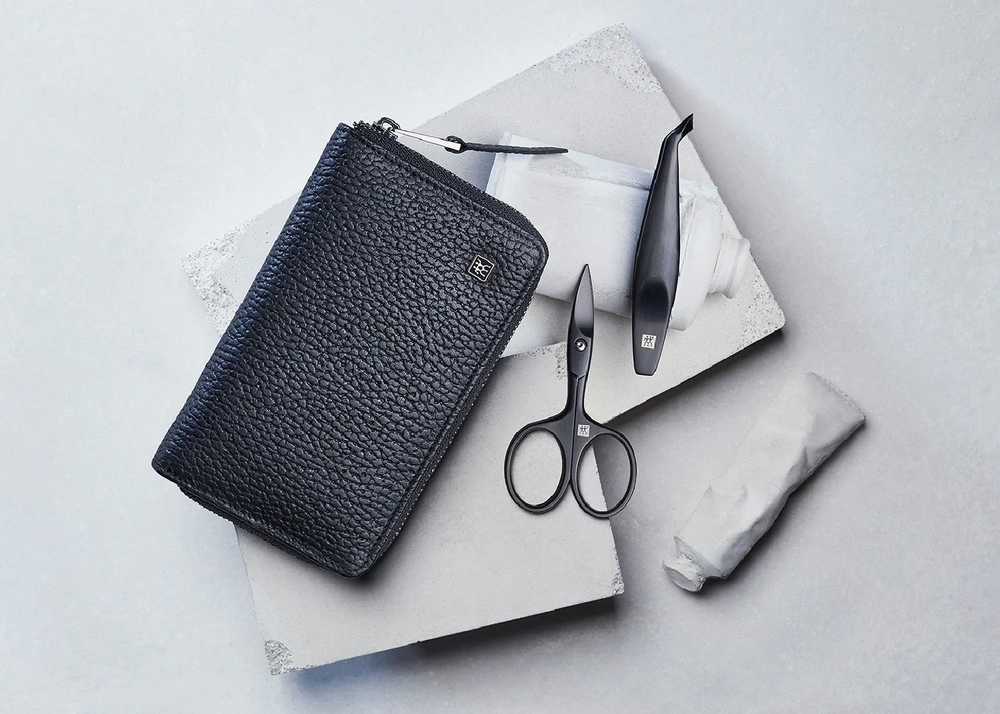 Zwilling Pánská manikúra Premium Black s nůžkami, čená kůže, 5 ks