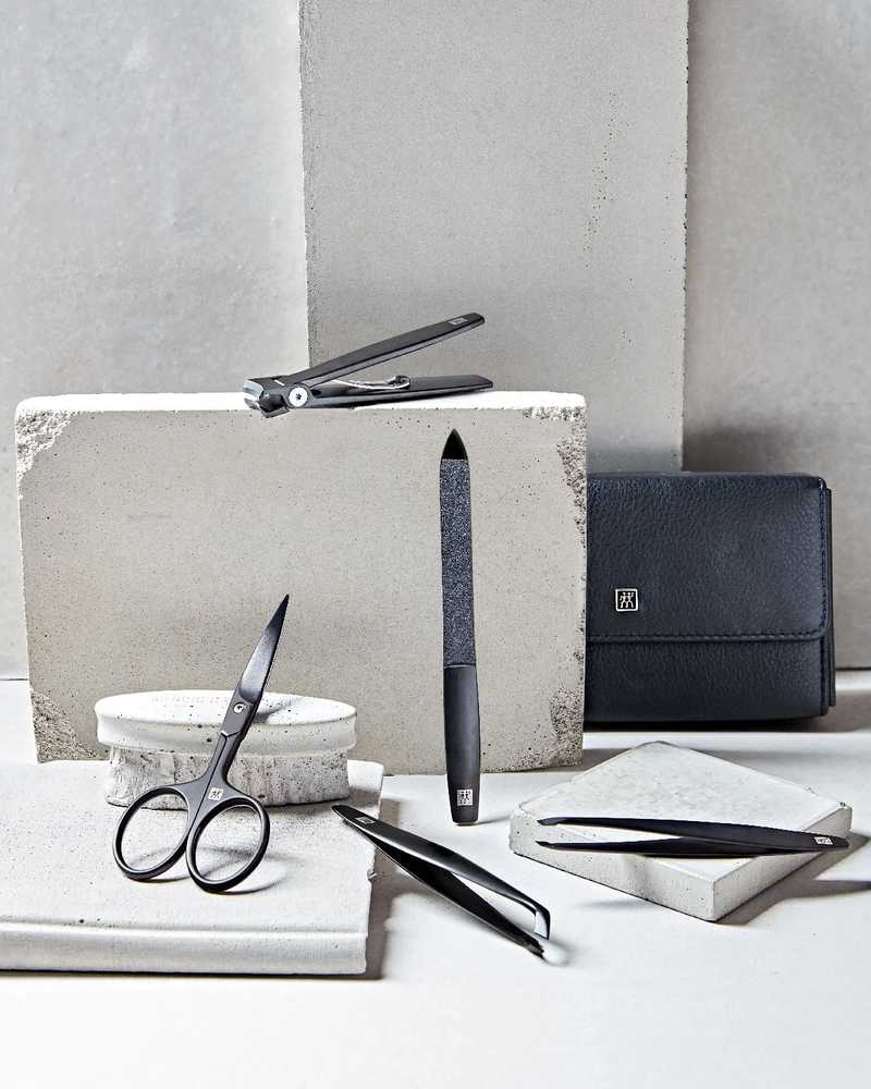 Zwilling Pánská manikúra Premium Black s nůžkami a štípátkem, čená kůže, 5 ks