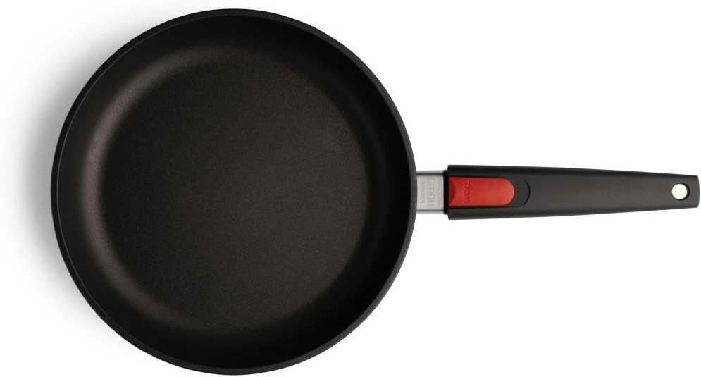 Woll Nowo Titanium Pánev, 26 cm