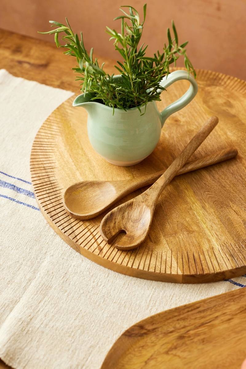 Jamie Oliver Servírovací prkénko z mangového dřeva, kulaté, 38 cm