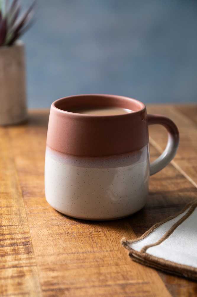 Mikasa Kameninový hrnek Pink Reactive Glaze, 390 ml