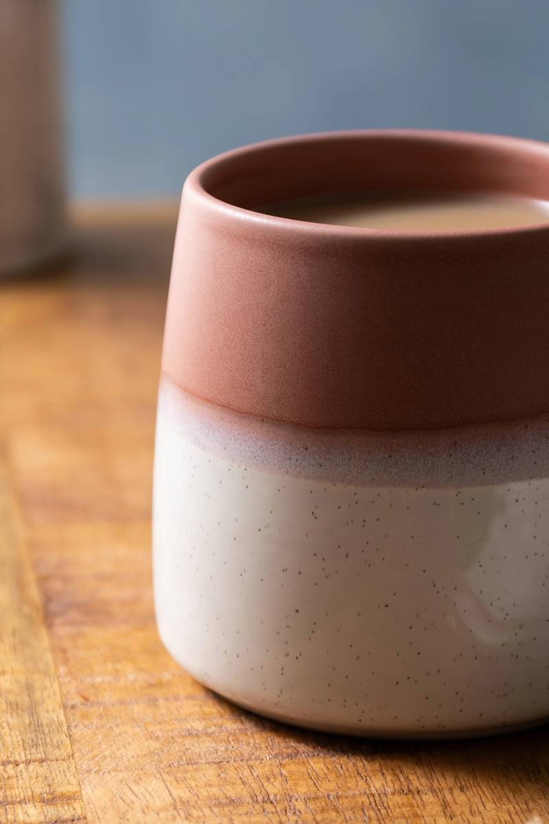 Mikasa Kameninový hrnek Pink Reactive Glaze, 390 ml
