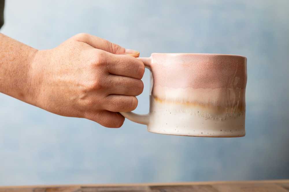 Mikasa Kameninový hrnek Pink Reactive Glaze, 450 ml