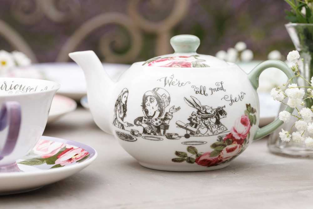 Mikasa V&A Alice In Wonderland Čajová konvička, 400 ml