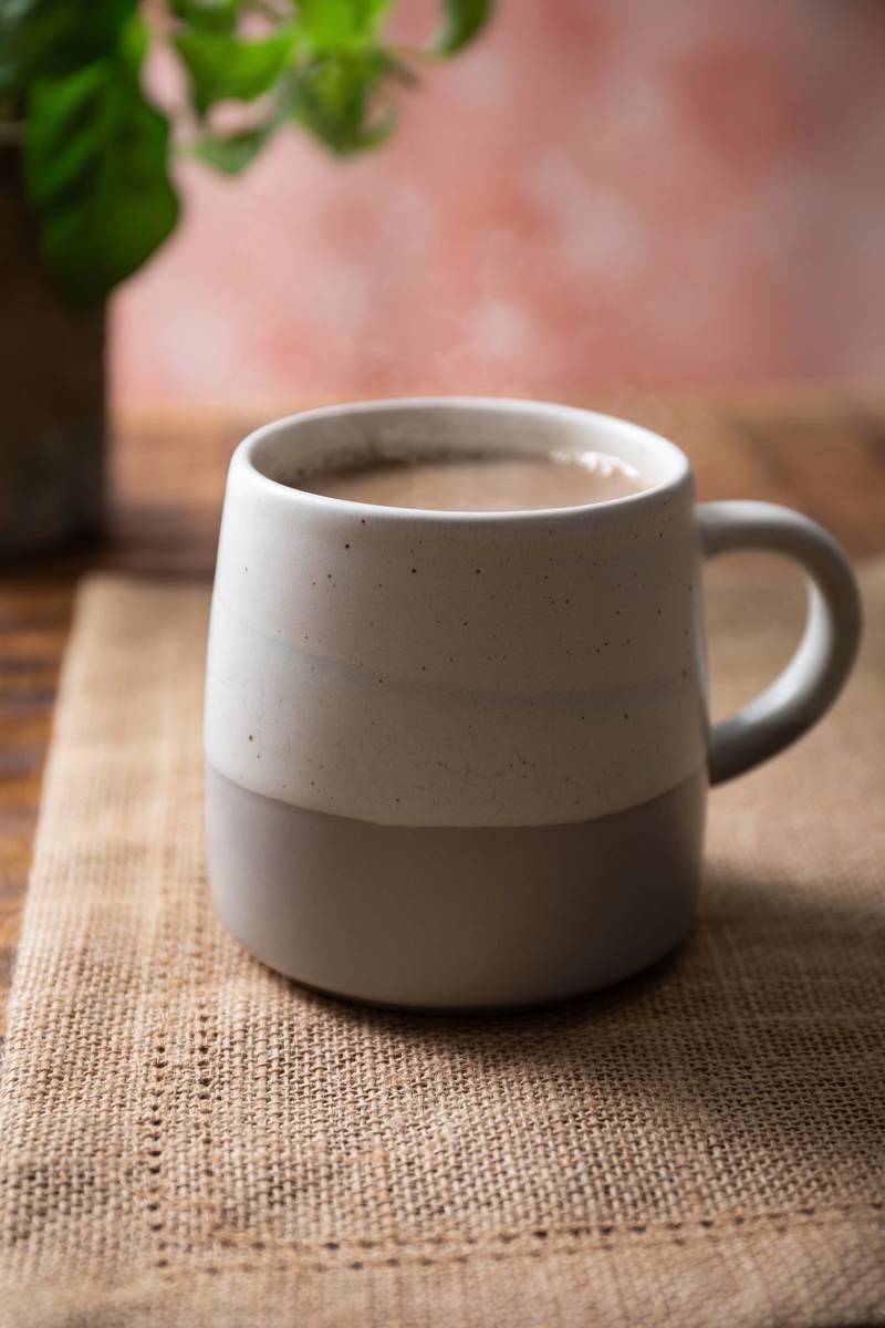 Mikasa Kameninový hrnek Grey Reactive Glaze, 390 ml