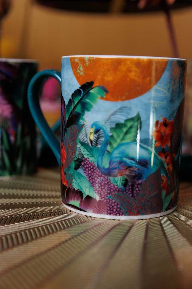 Mikasa Sarah Arnett Porcelánový hrnek Flamingo, 300 ml