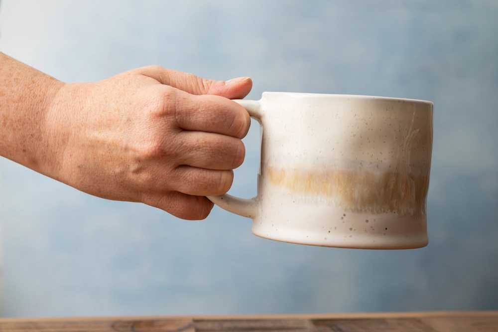 Mikasa Kameninový hrnek White Reactive Glaze, 450 ml
