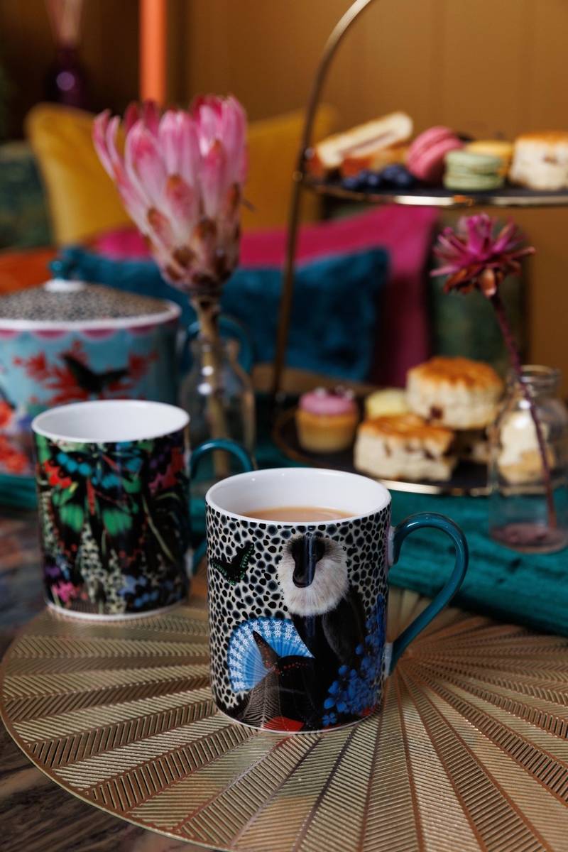 Mikasa Sarah Arnett Porcelánový hrnek Monkey, 300 ml