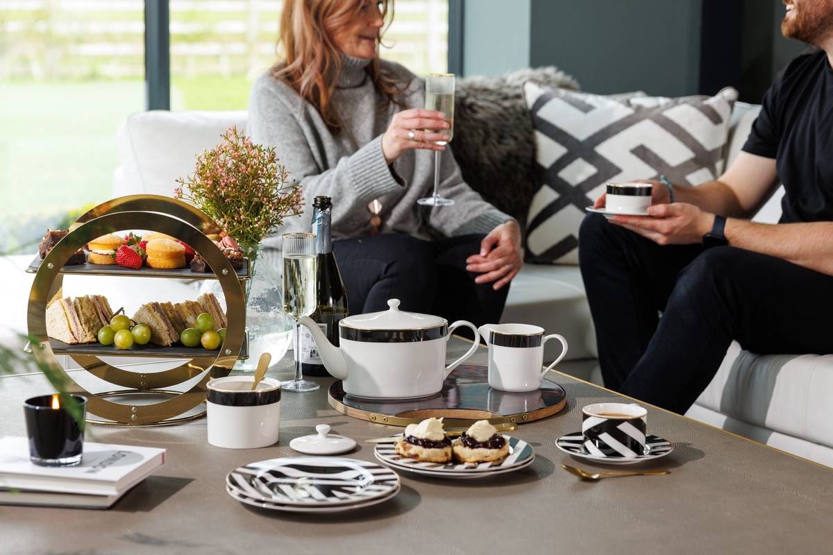 Mikasa Luxe Deco Sada šálků na cappuccino, 250 ml, 2 ks