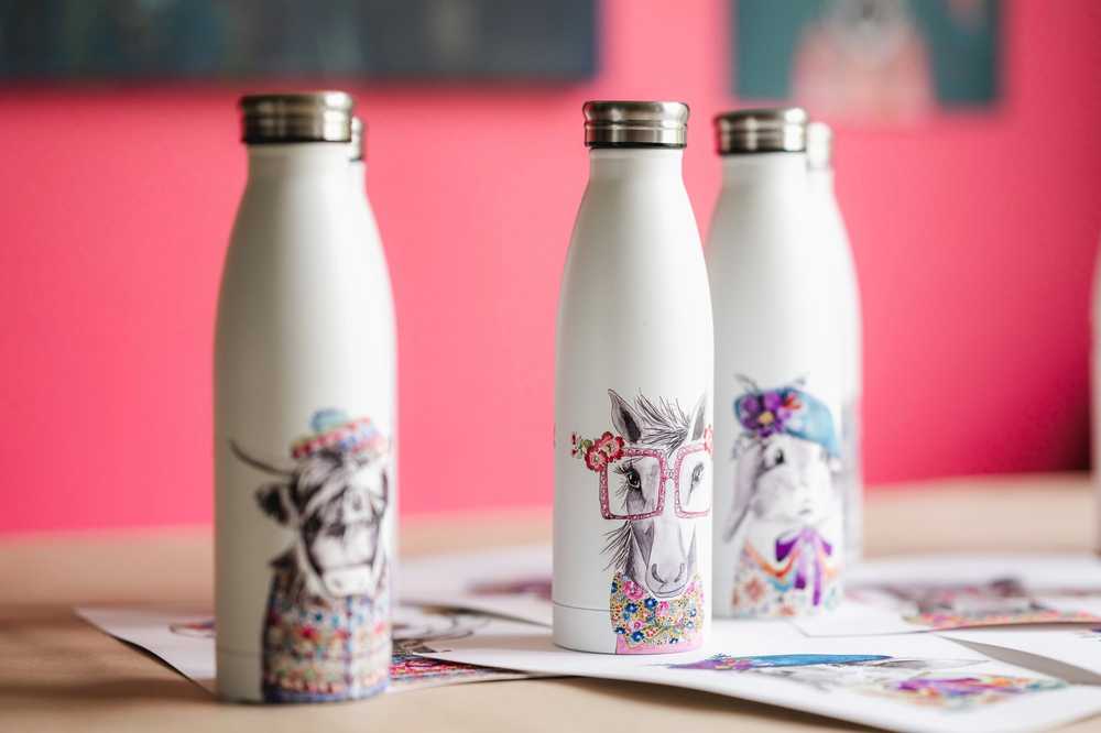 Mikasa Tipperleyhill Láhev na vodu, 500 ml, motiv kravičky