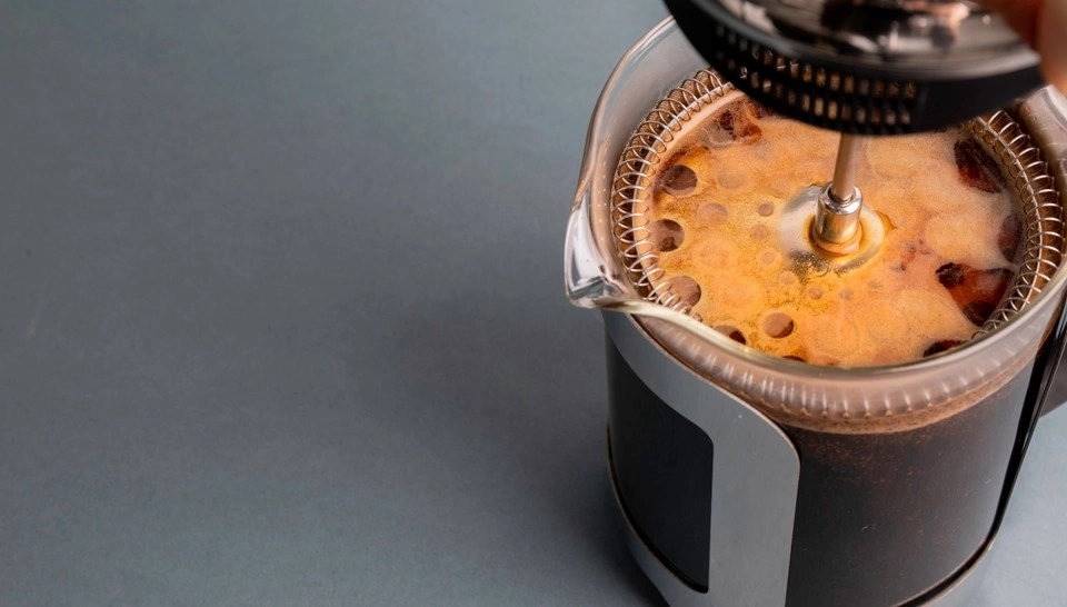 La Cafetière Roma French Press v nerezovém provedení, pro 4 šálky