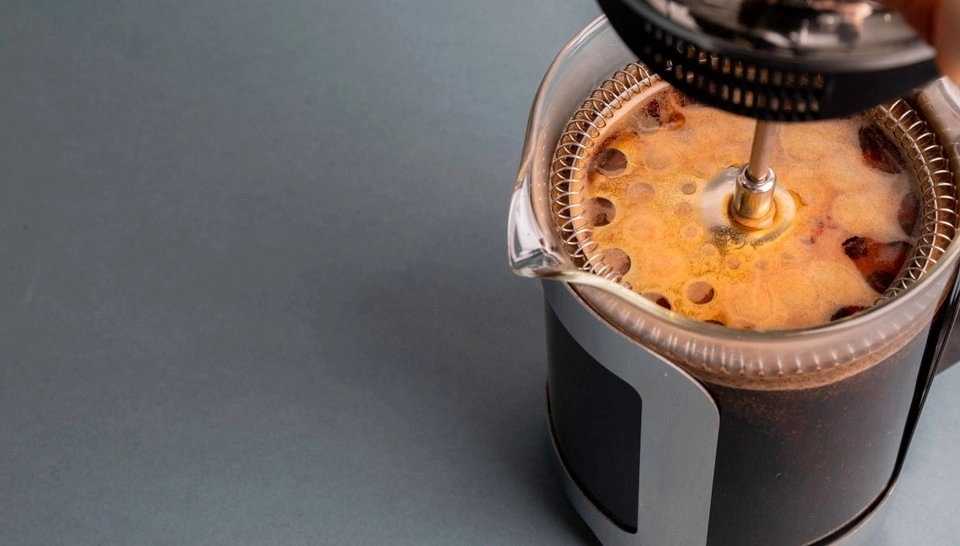 La Cafetière Roma French Press v nerezovém provedení, pro 4 šálky