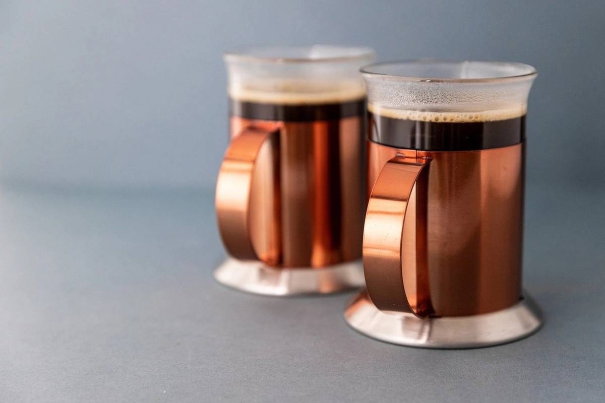 La Cafetière Sada dvou šálků s leštěným měděným povrchem, 2 ks
