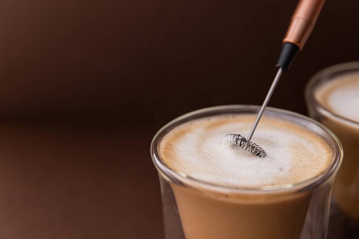 La Cafetière Šlehač na mléko, měděný povrch