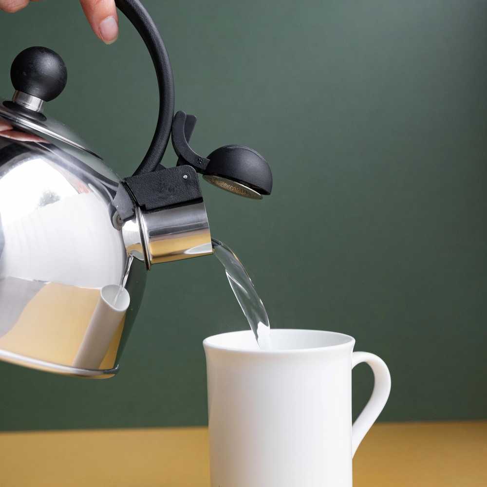 La Cafetière Nerezová konvice na čaj s píšťalkou, 1.3 l