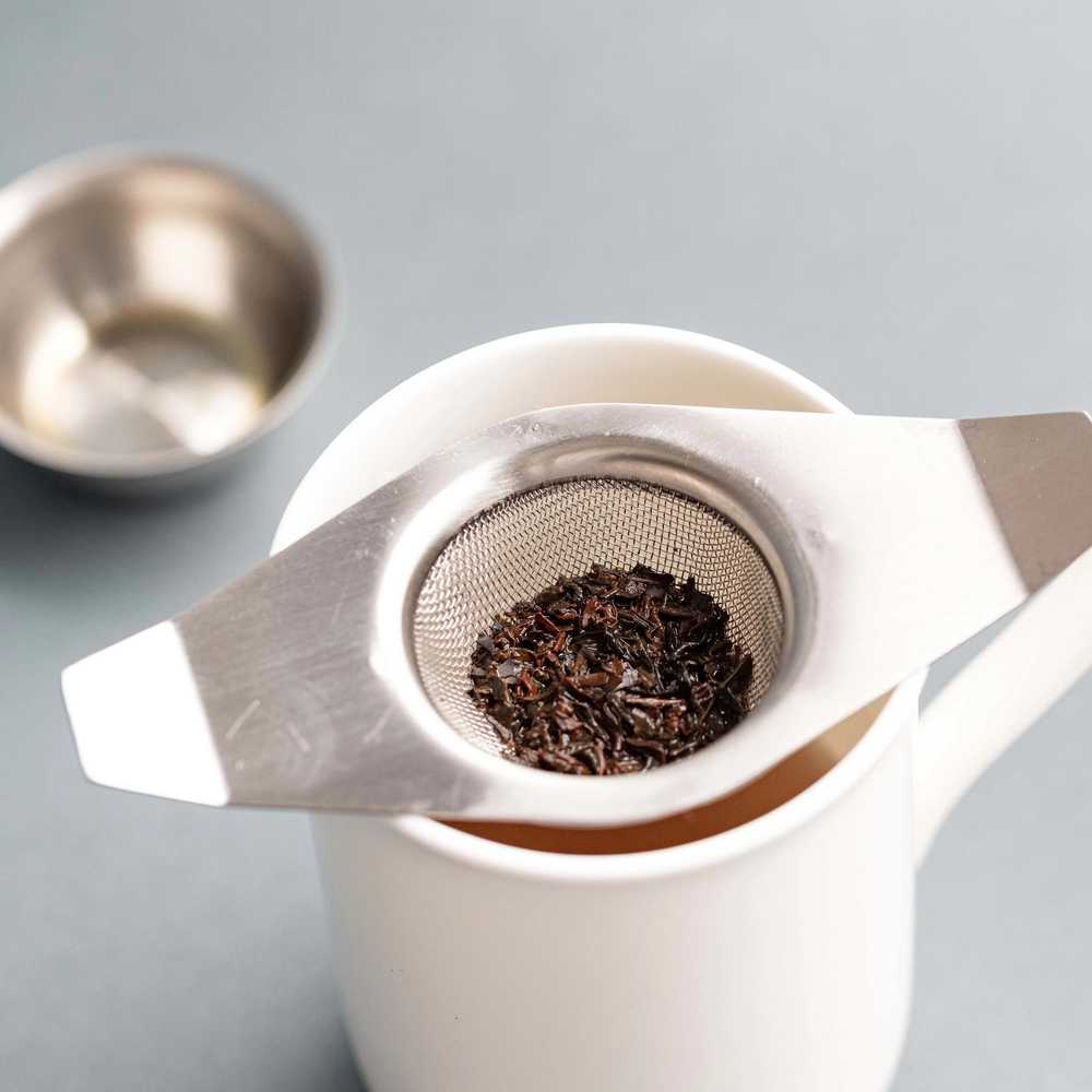 La Cafetière Nerezové sítko na čaj, s odkládací miskou