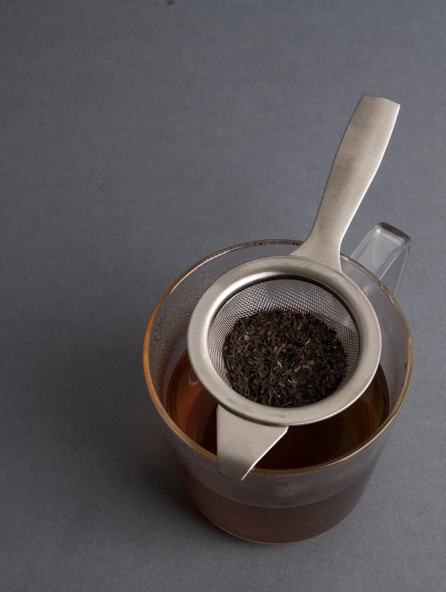 La Cafetière Nerezové čajové sítko na čaj, s odkládací miskou