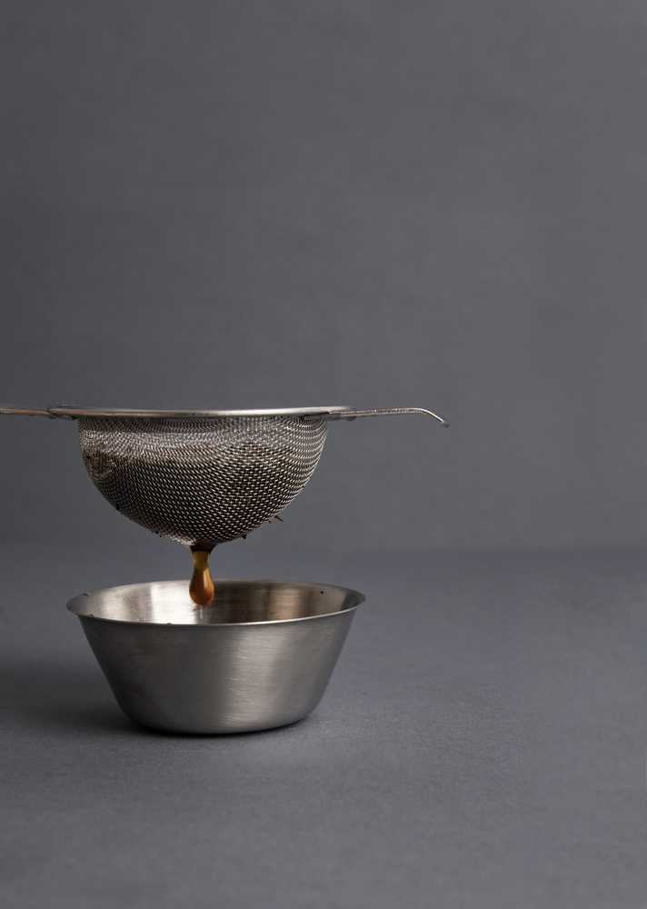 La Cafetière Nerezové čajové sítko na čaj, s odkládací miskou