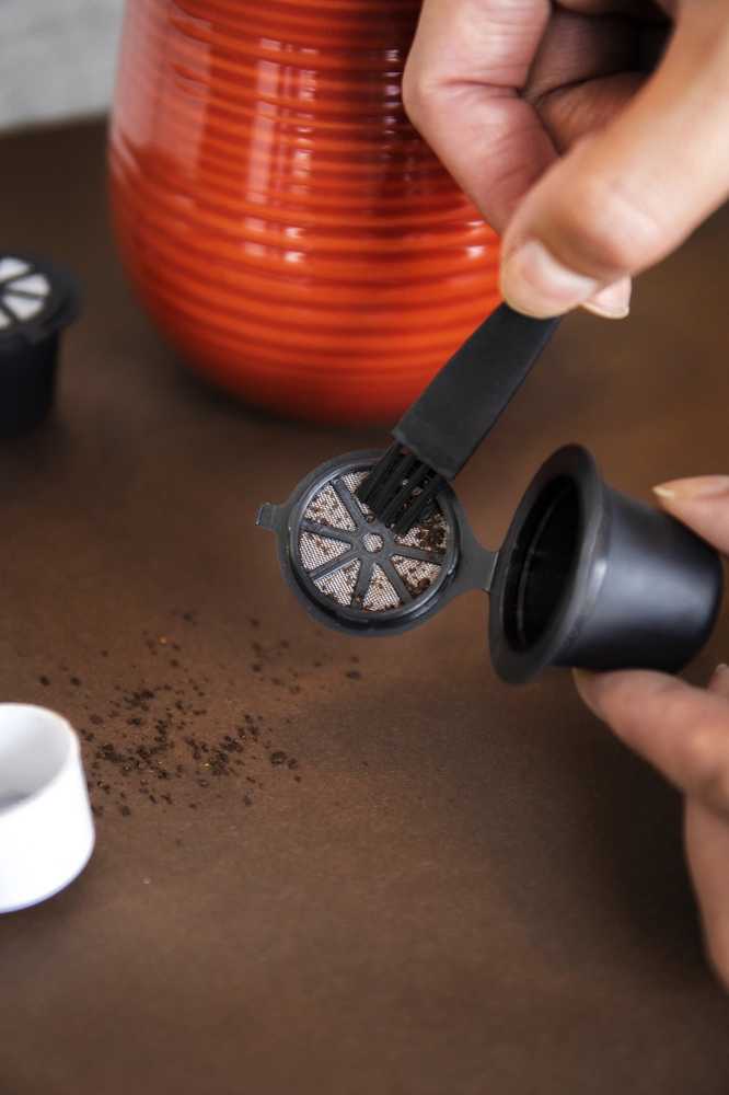 La Cafetière Sada opakovatelně použitelných kapslí