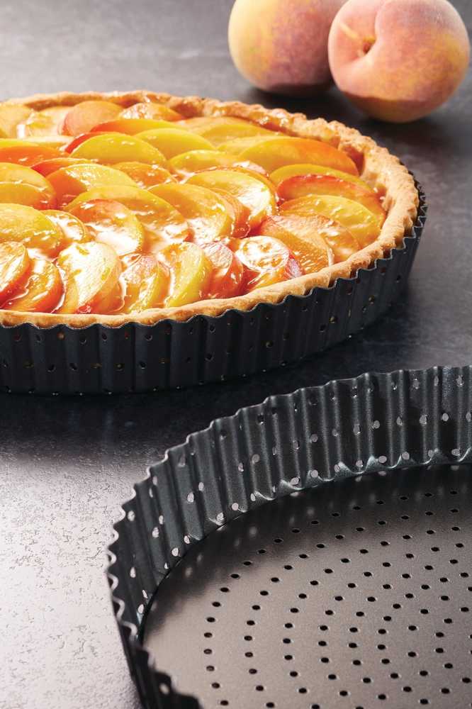 MasterClass Forma na koláč / quiche perforovaná, 30 x 3 cm