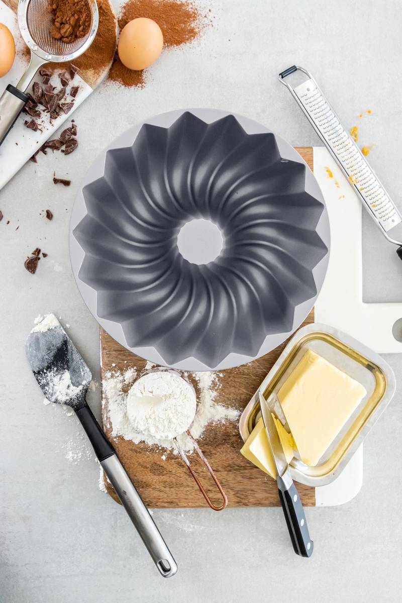 MasterClass Nepřilnavá forma na bábovku, 24 cm