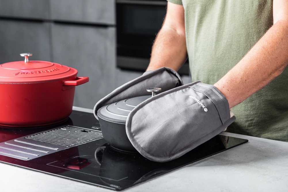 MasterClass Mělký kastrol z litého hliníku, 24 cm