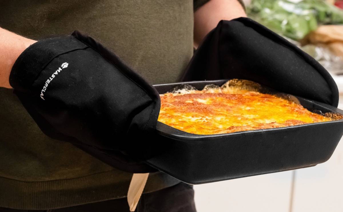 MasterClass Dvojitá kuchyňská chňapka, černá