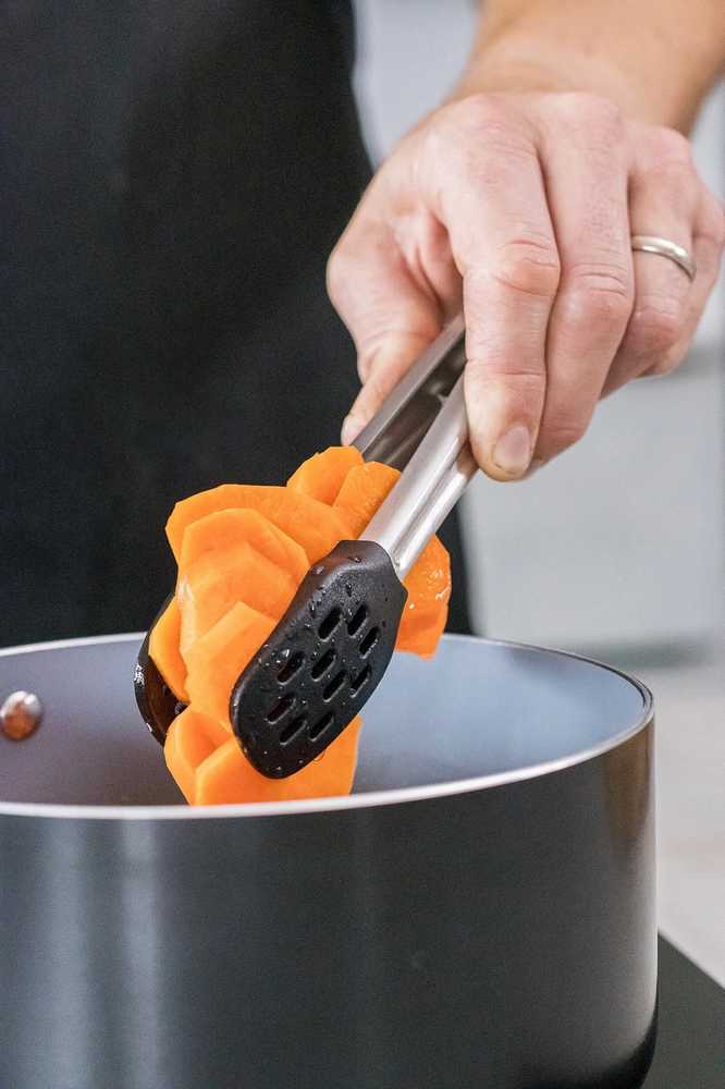 MasterClass Kuchyňské kleště, 18 cm