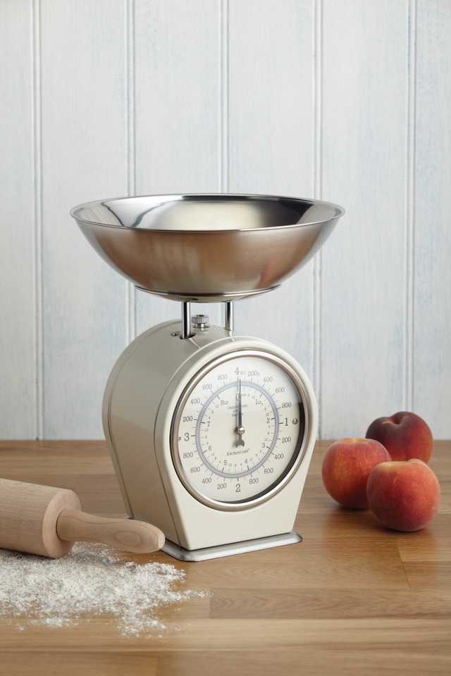 KitchenCraft Kuchyňská váha, krémová, 4 kg