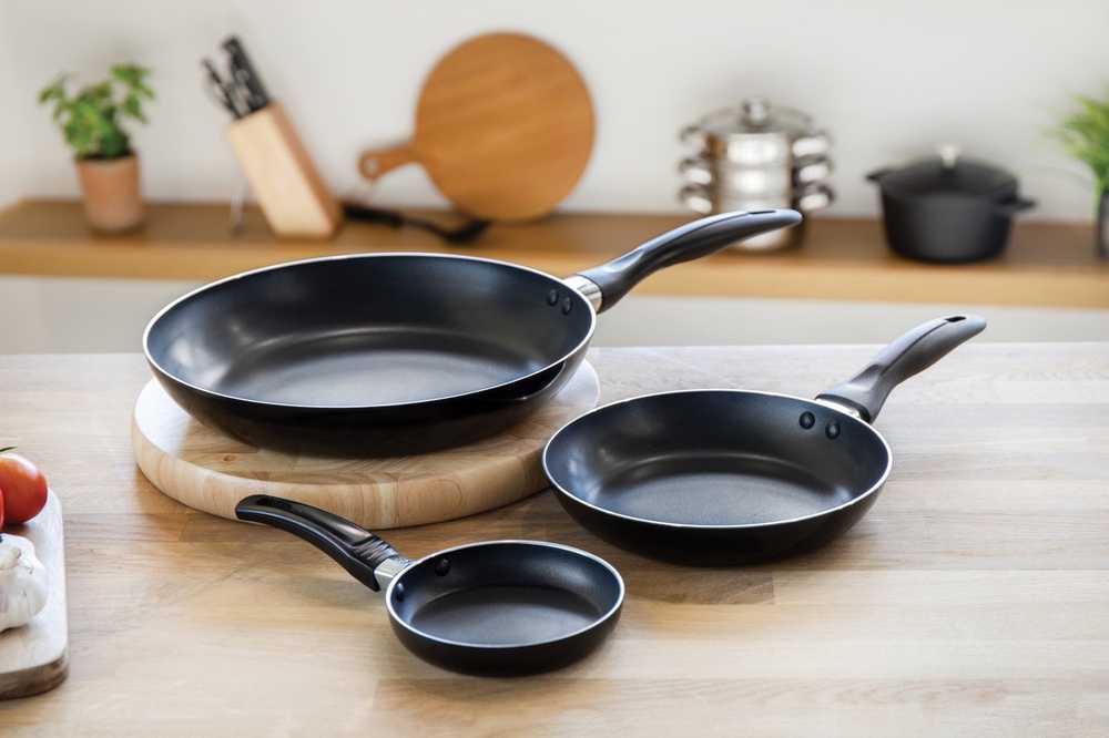 KitchenCraft Sada nepřilnavých pánví, 3 ks