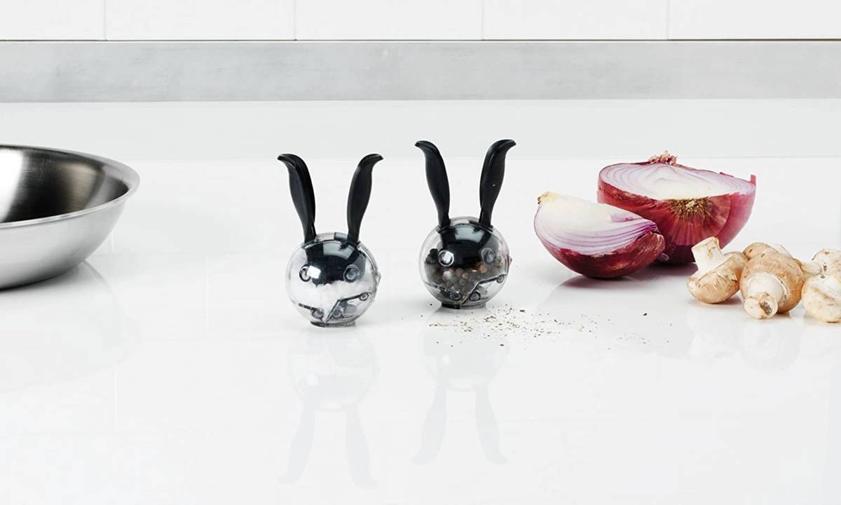 Chef'n Sada magnetických mlýnků na pepř a sůl, 2 ks