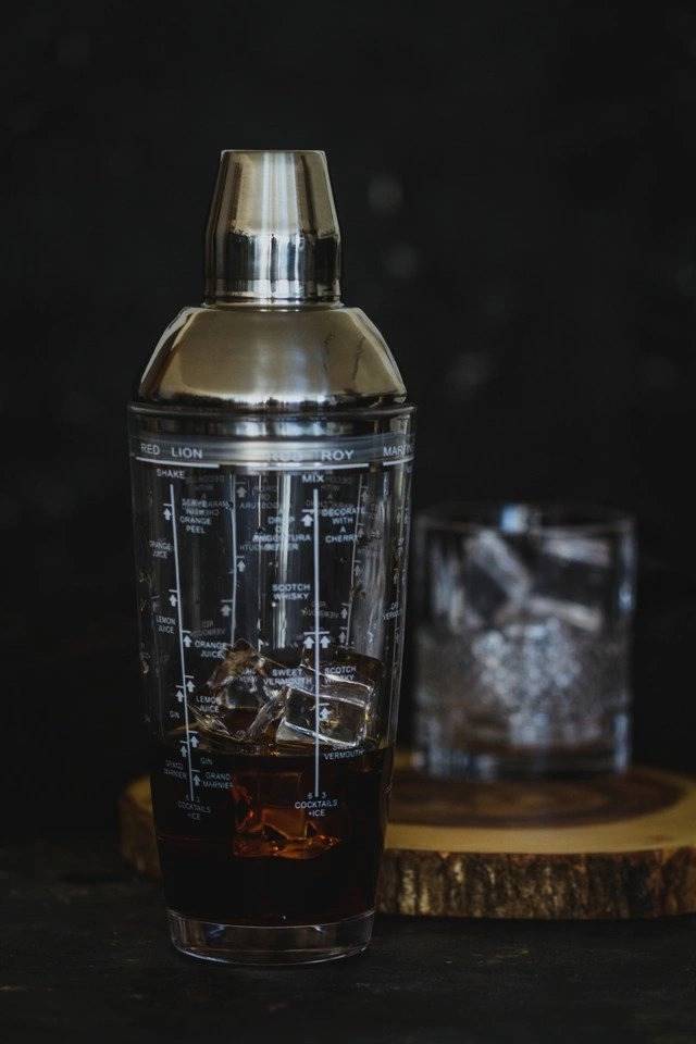BarCraft Skleněný shaker s recepty na koktejly, 700 ml