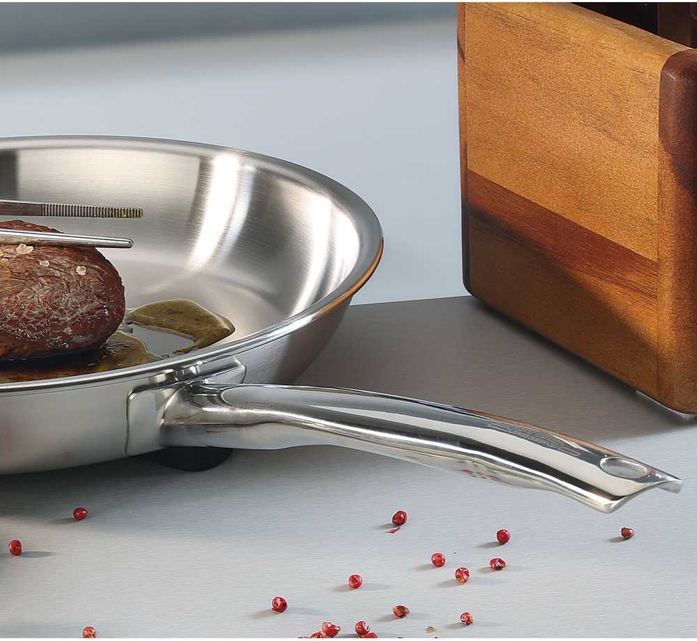 Spring Pánev Brigade Premium, 24 cm