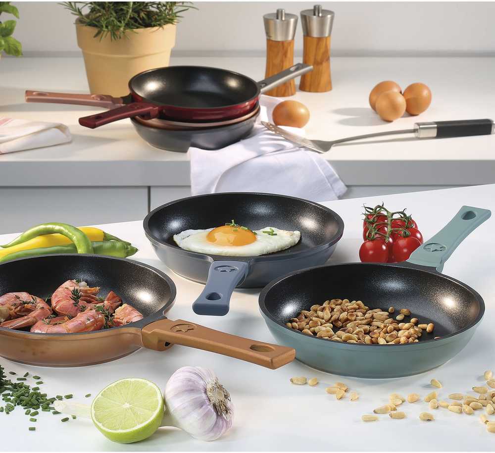 Spring Pánev Classic, 18 cm, matná modrá