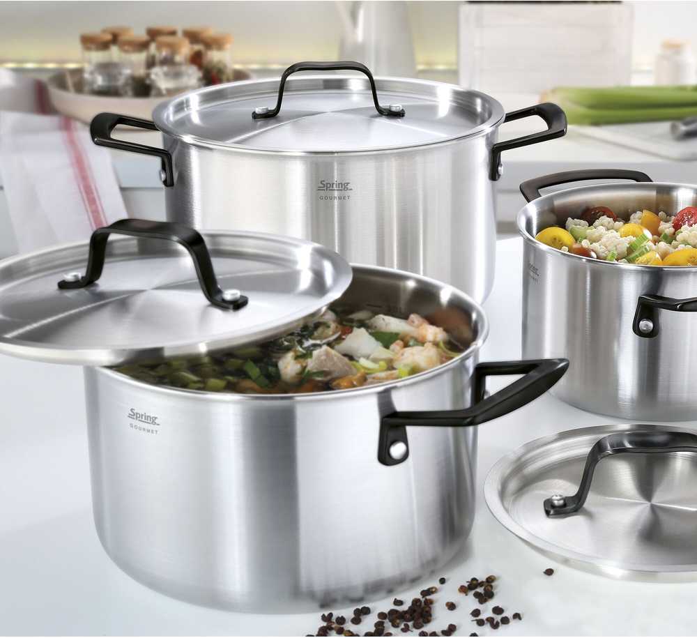 Spring Nízký kastrol Gourmet, 20 cm, černá