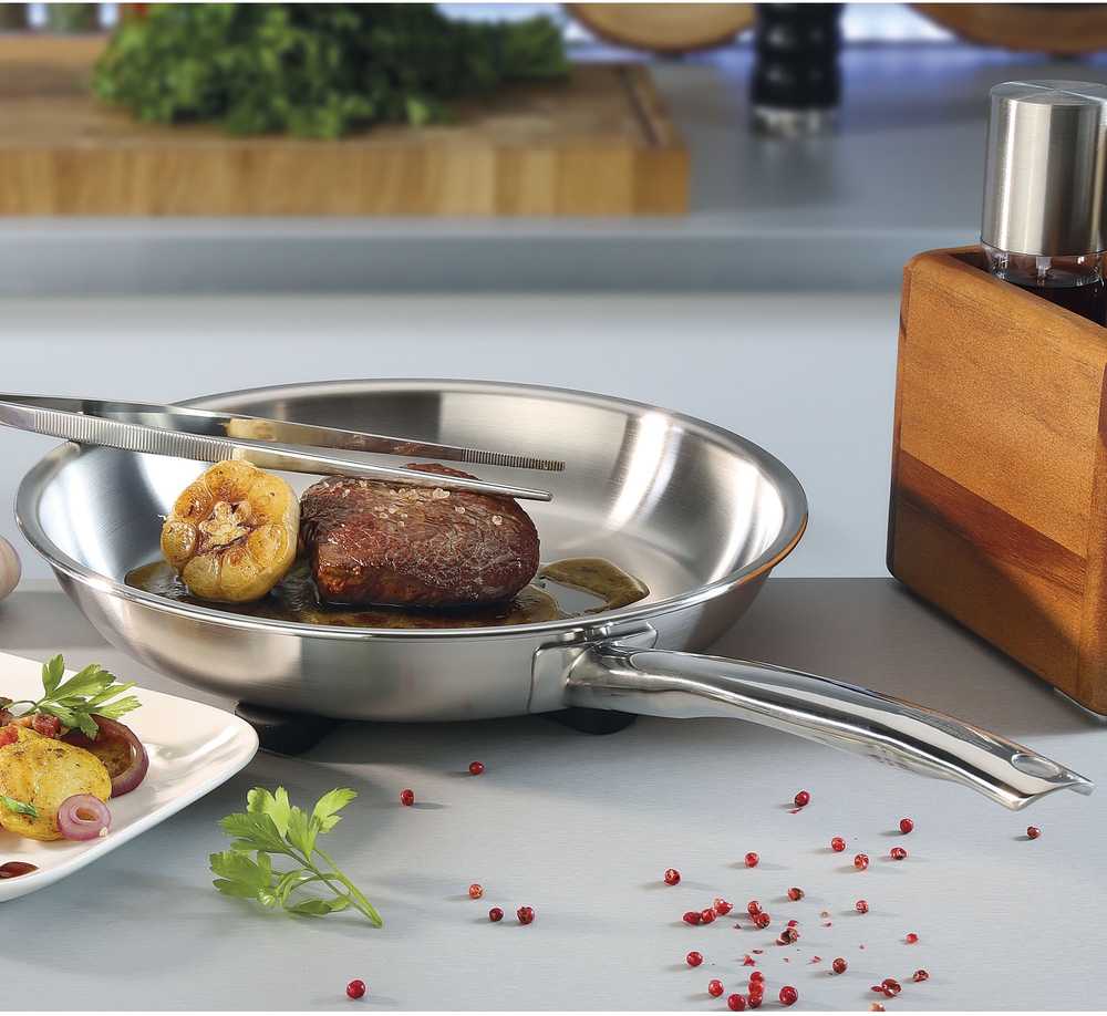 Spring Pánev Brigade Premium, 28 cm