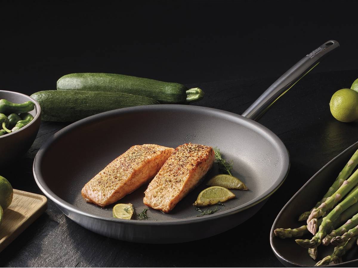 Spring Ultimate Pánev Brigade, 32 cm