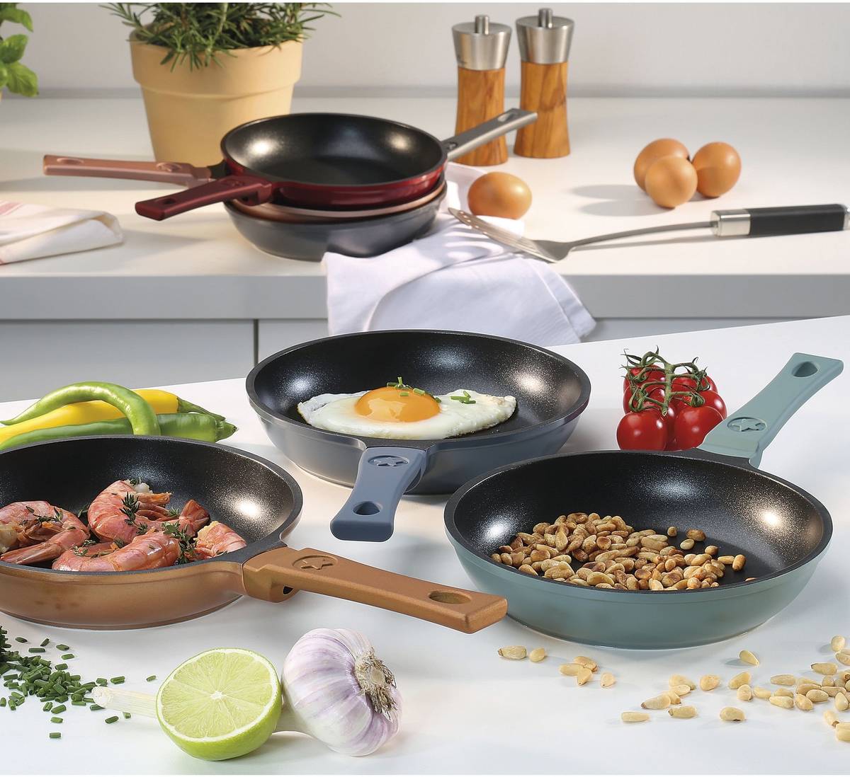 Spring Pánev Classic, 18 cm, zlatá růžová