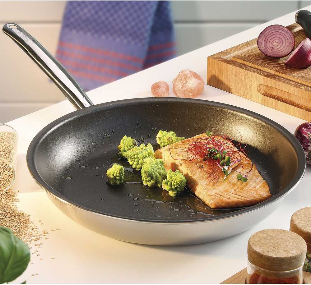 Spring Pánev Classic, 20 cm