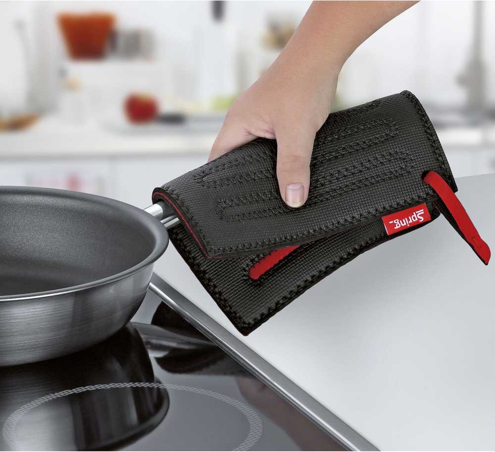 Spring Chňapka čtvercová, červená