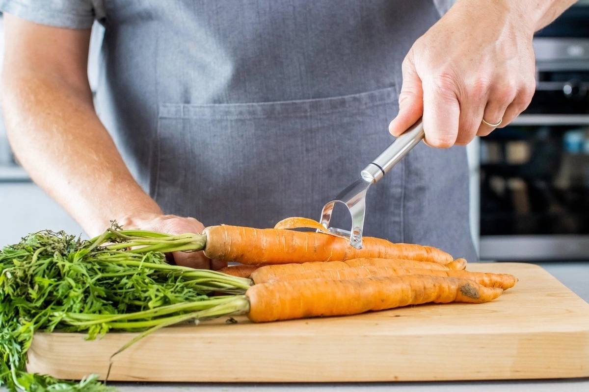 KitchenCraft Professional Škrabka ve tvaru "Y"