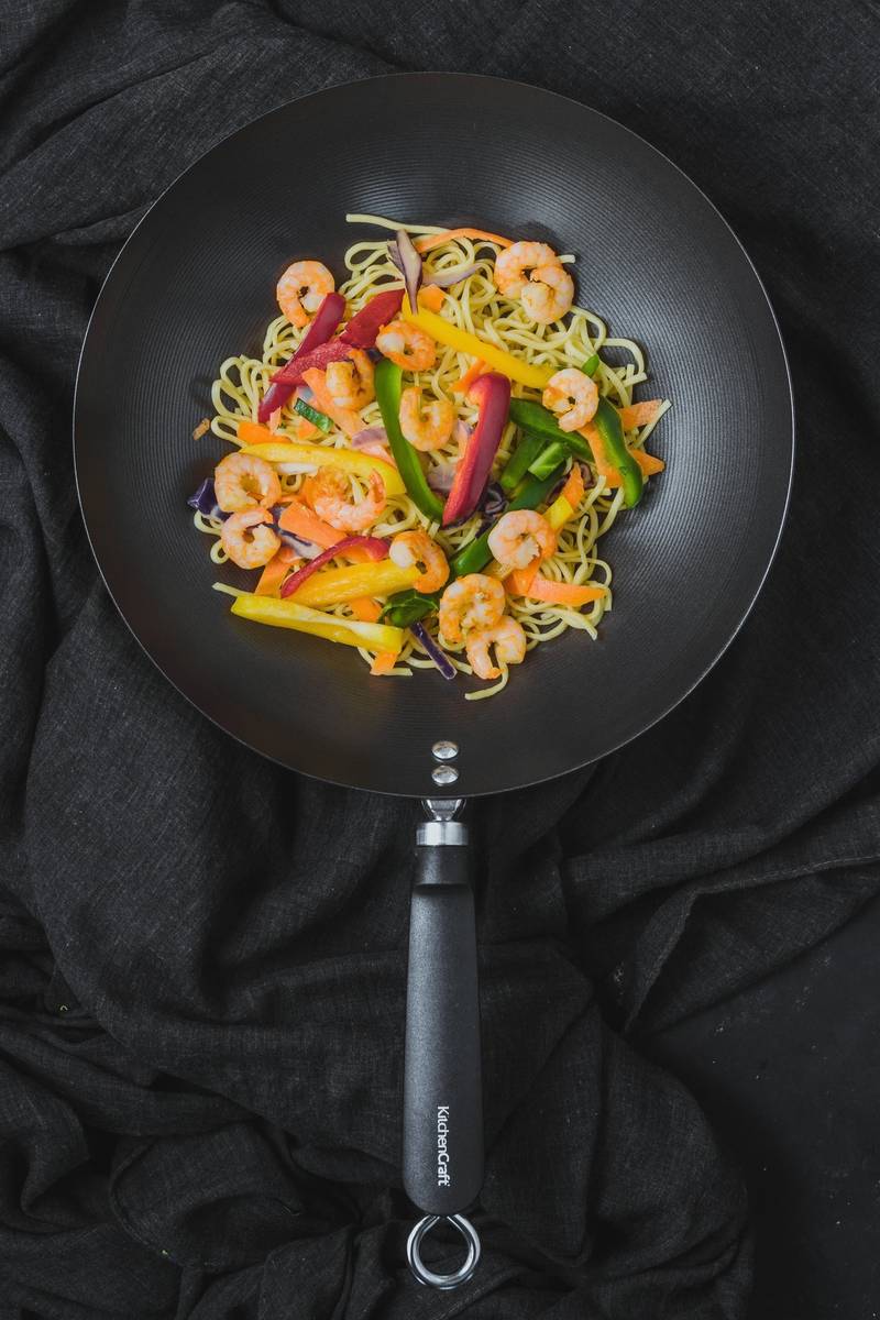 KitchenCraft World of Flavours Pánev wok s nepřilnavým povrchem, 30 cm